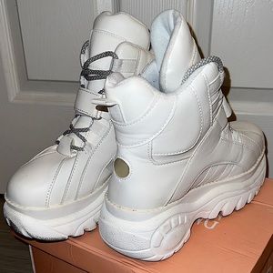 AZALEA WANG style: UMA-DUP high top platform sneakers